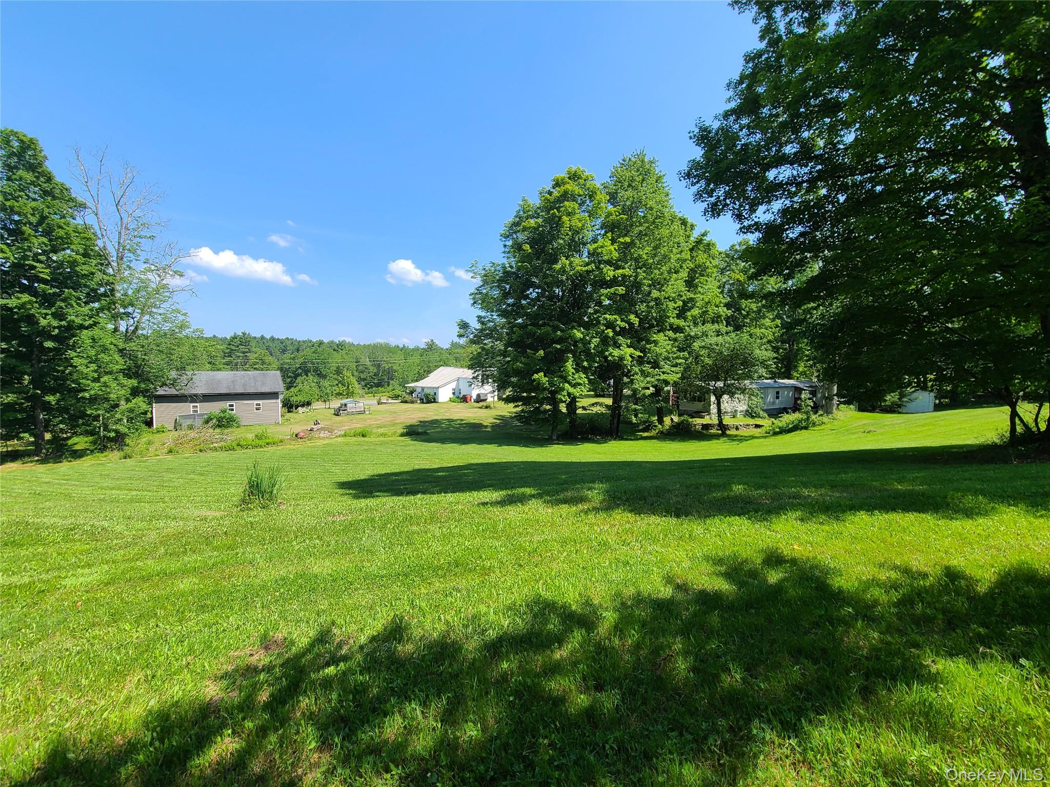 28 Martin Lane Property Photo 4