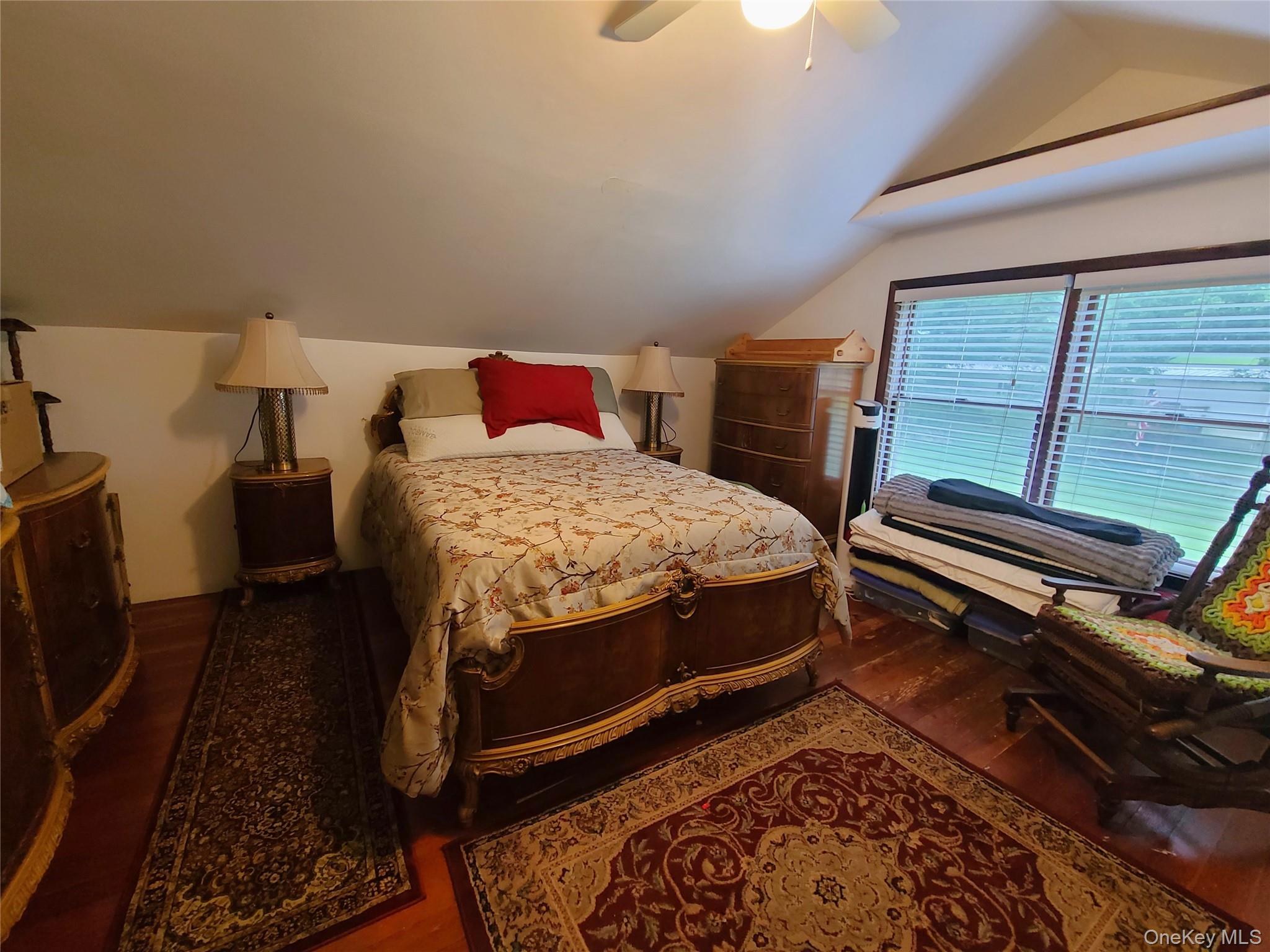 28 Martin Lane Property Photo 19