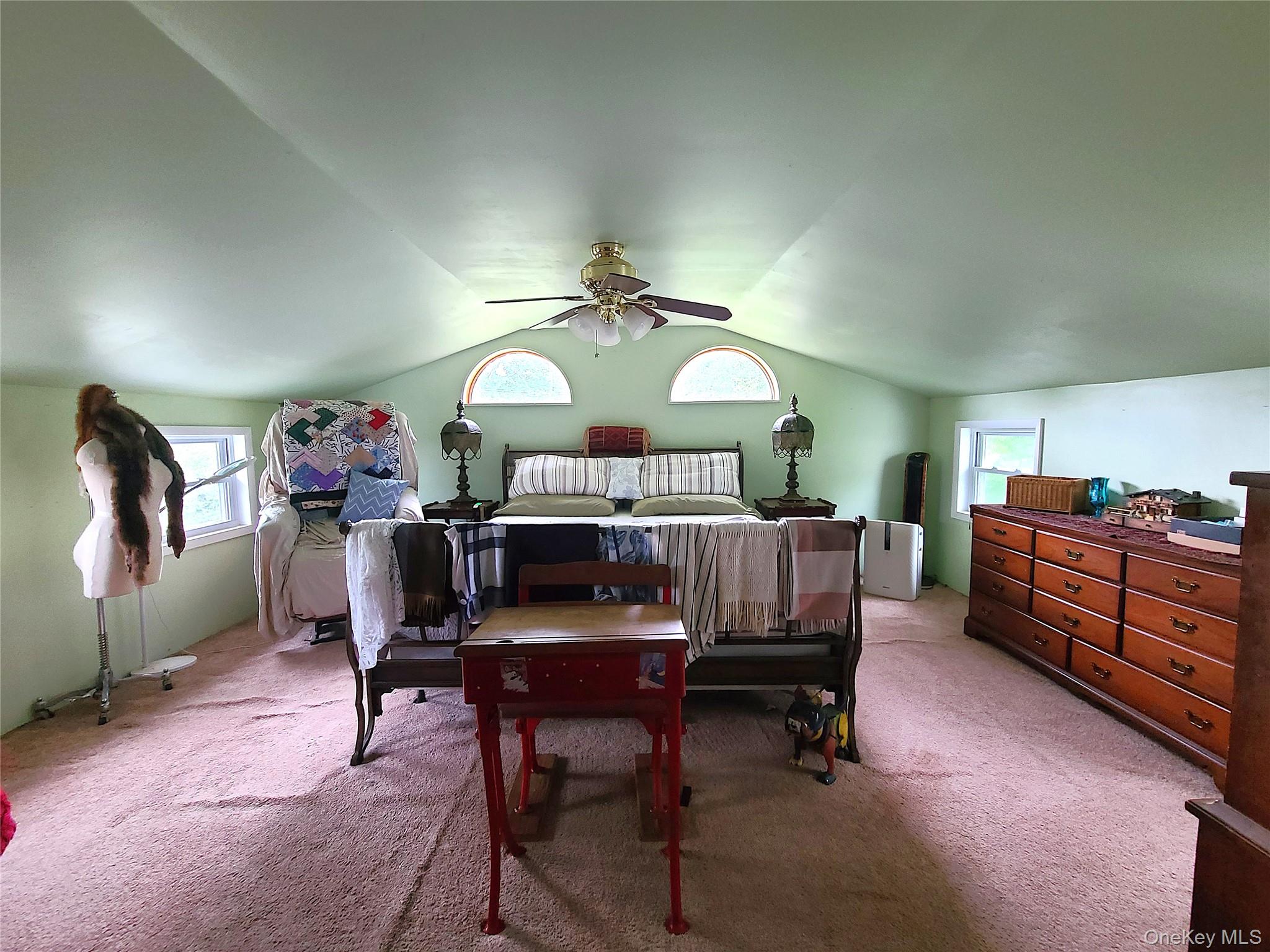 28 Martin Lane Property Photo 20