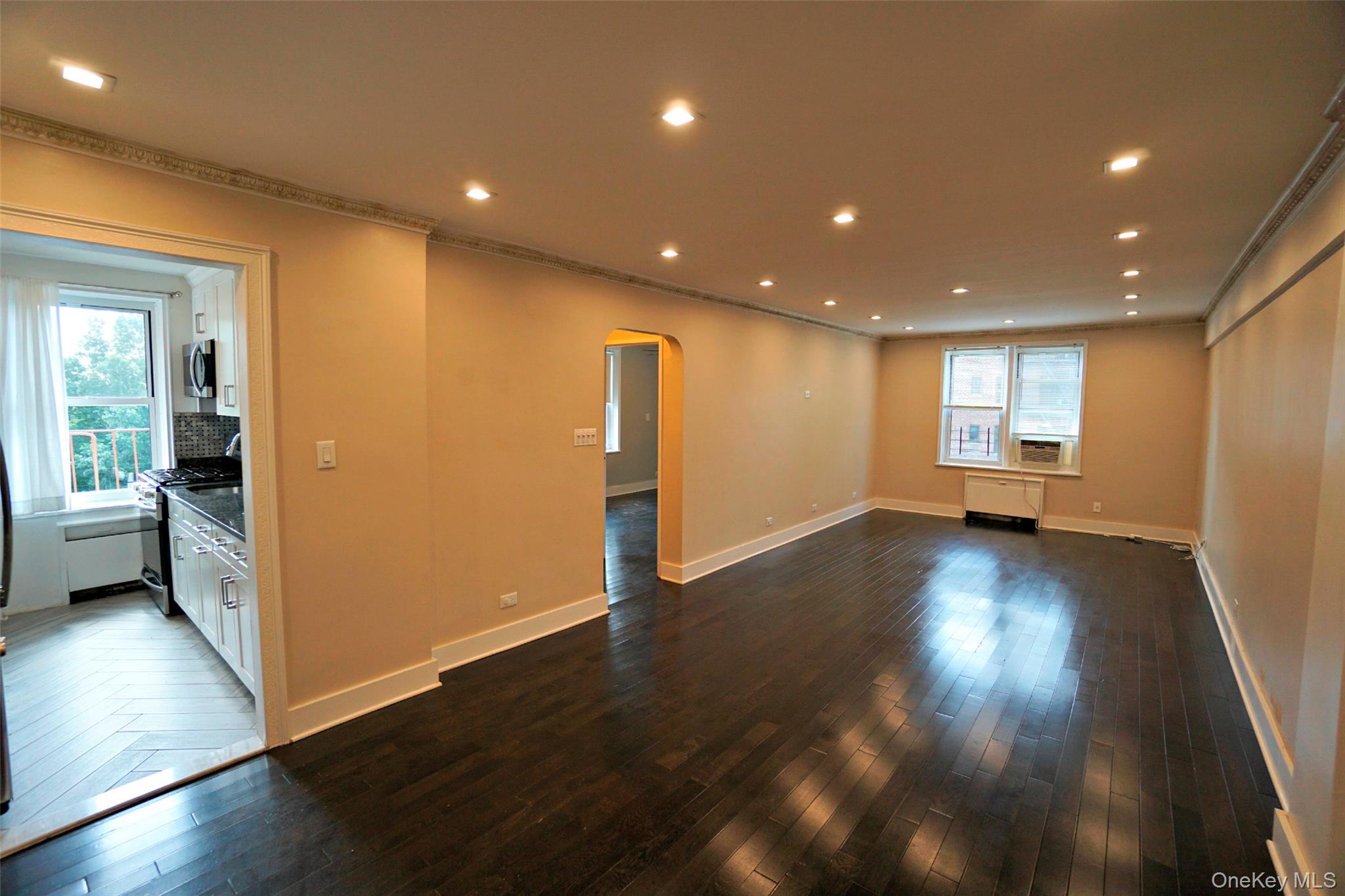 7281 113th Street 5f Property Photo 3