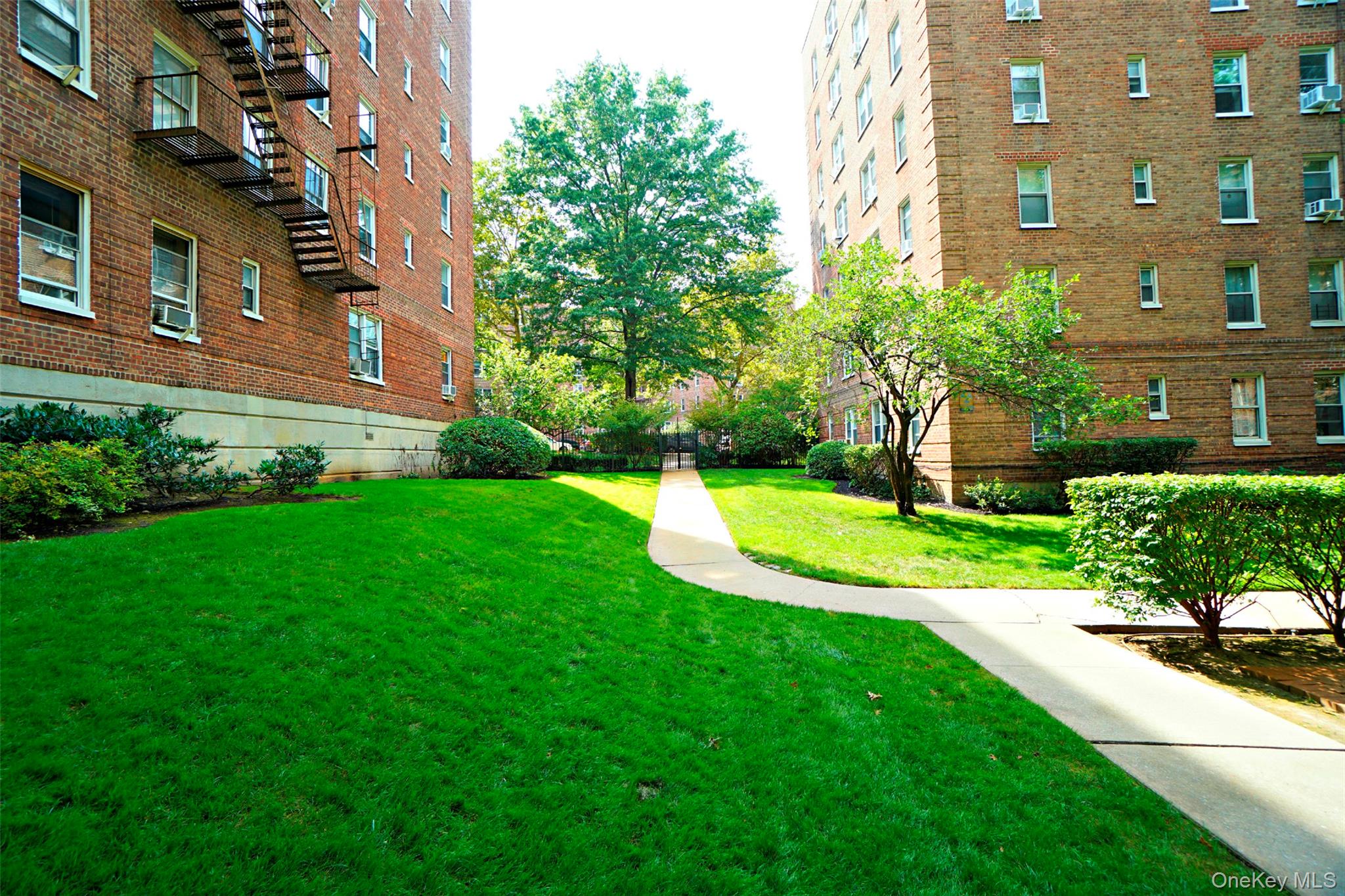 7281 113th Street 5f Property Photo 17
