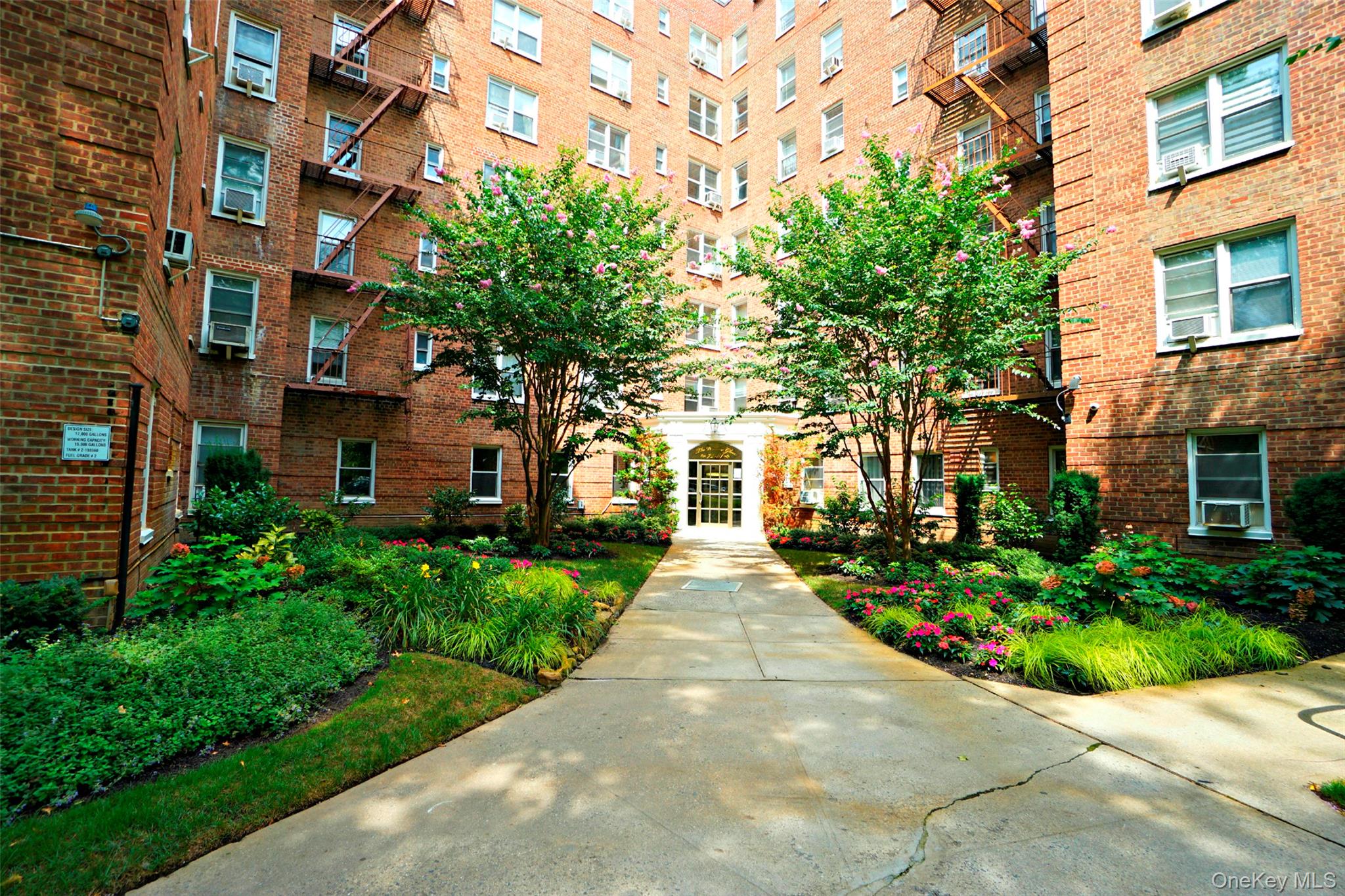 7281 113th Street 5f Property Photo 22