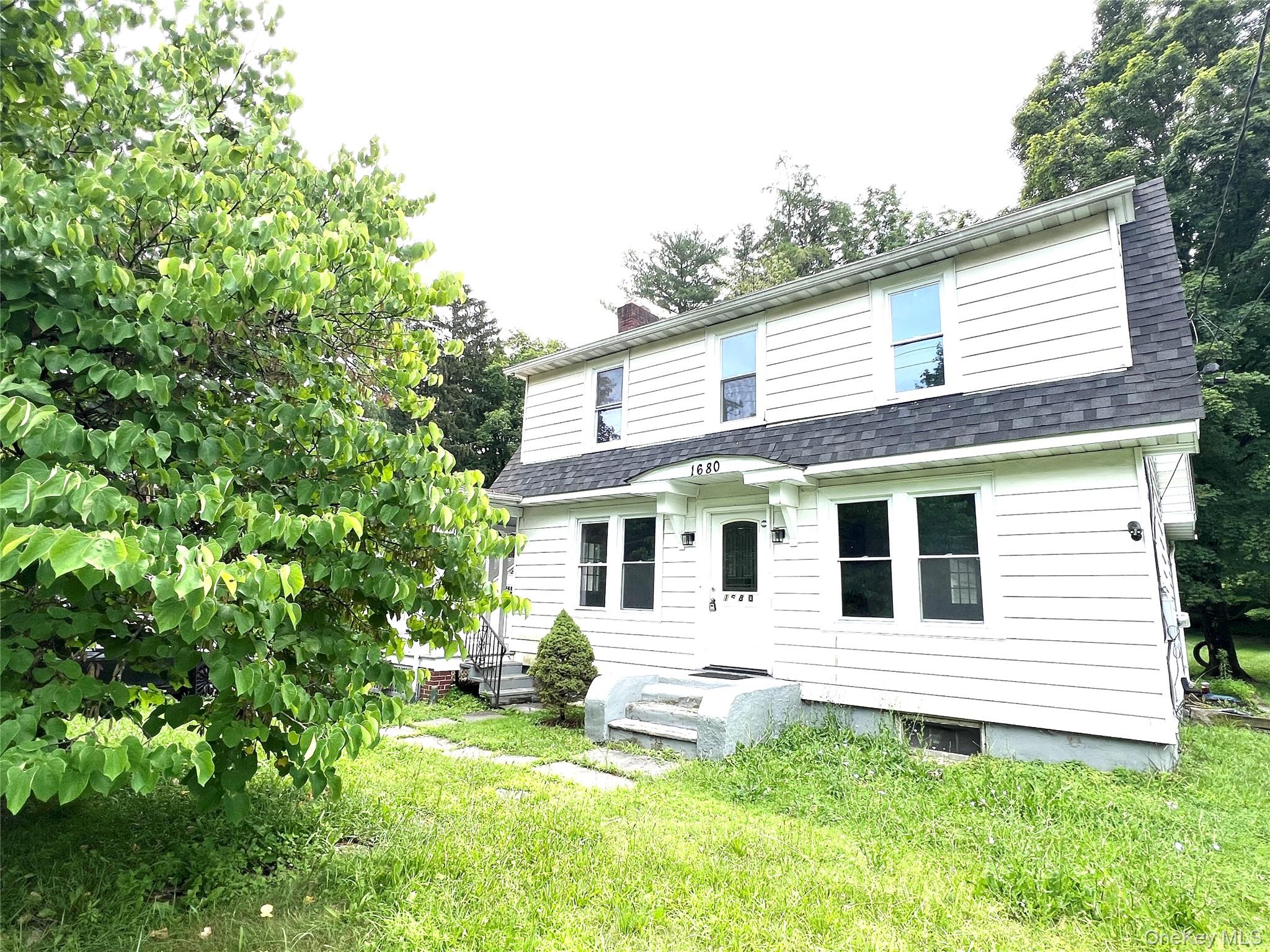 1680 Main Street Property Photo 1