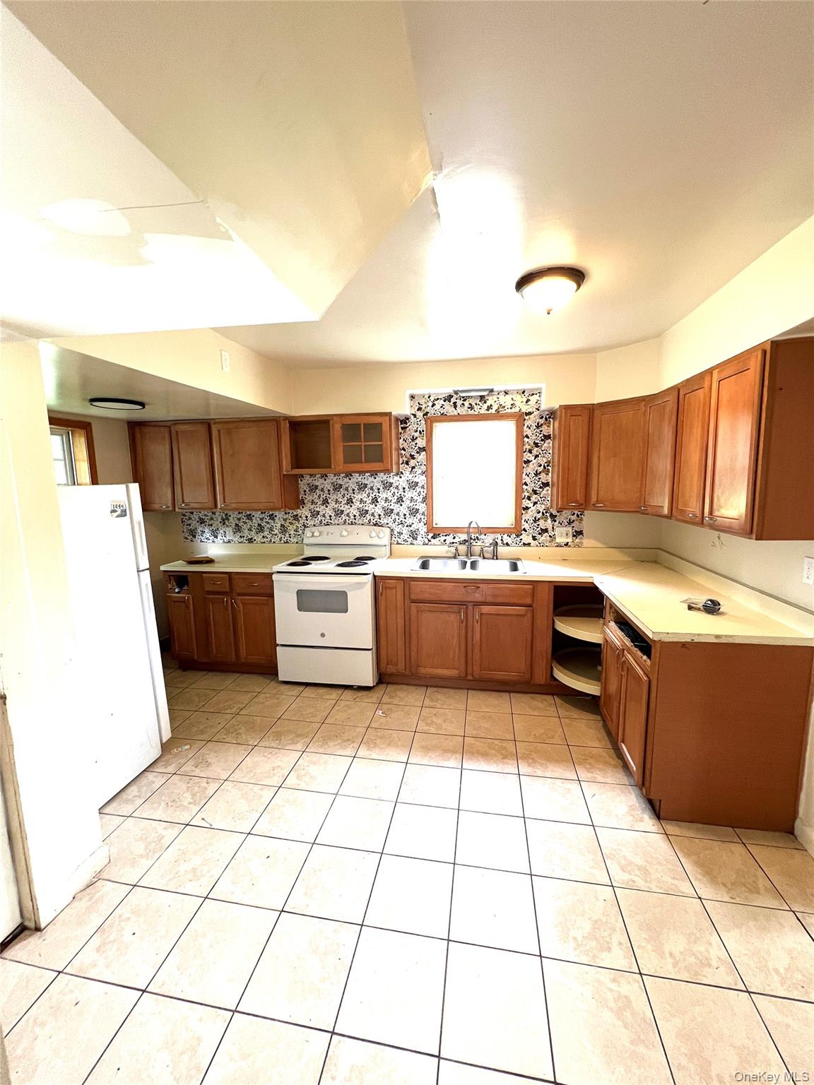 1680 Main Street Property Photo 4