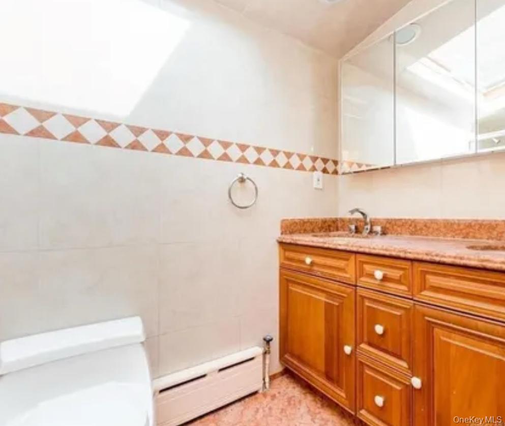 445 W Hartsdale Avenue Property Photo 48