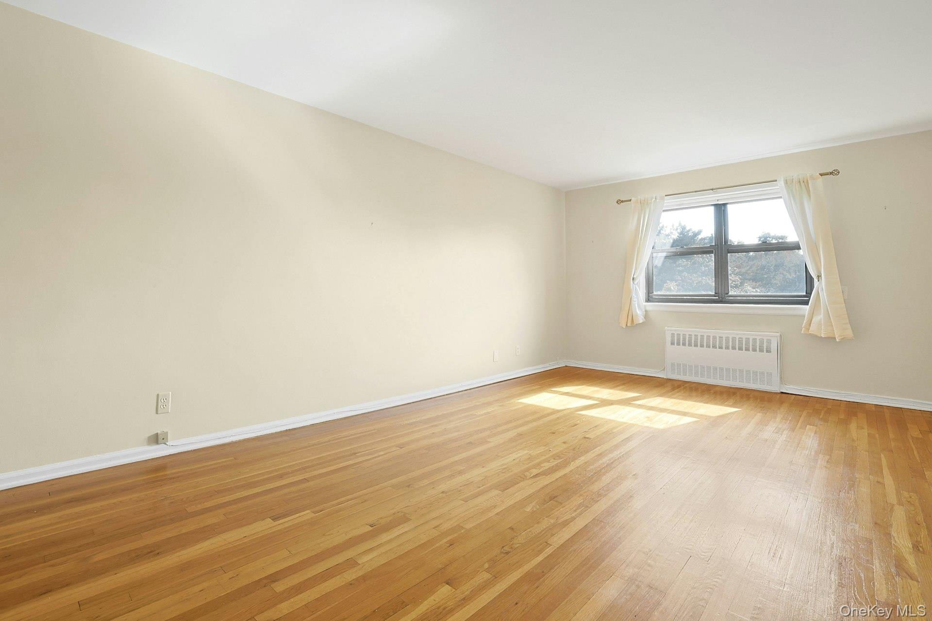 19 Old Mamaroneck Road 6m Property Photo 7