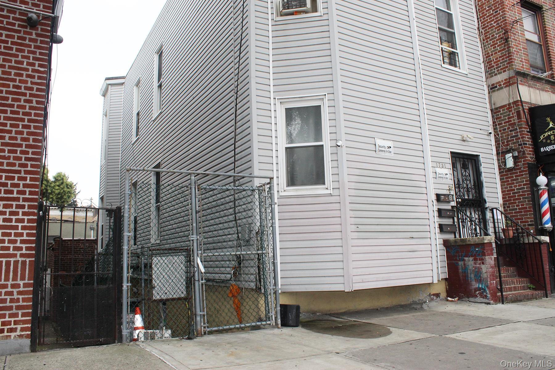 1731 White Plains Road Property Photo 1
