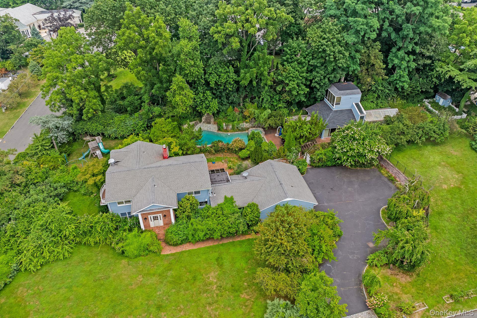 13 Whitney Circle Property Photo 2