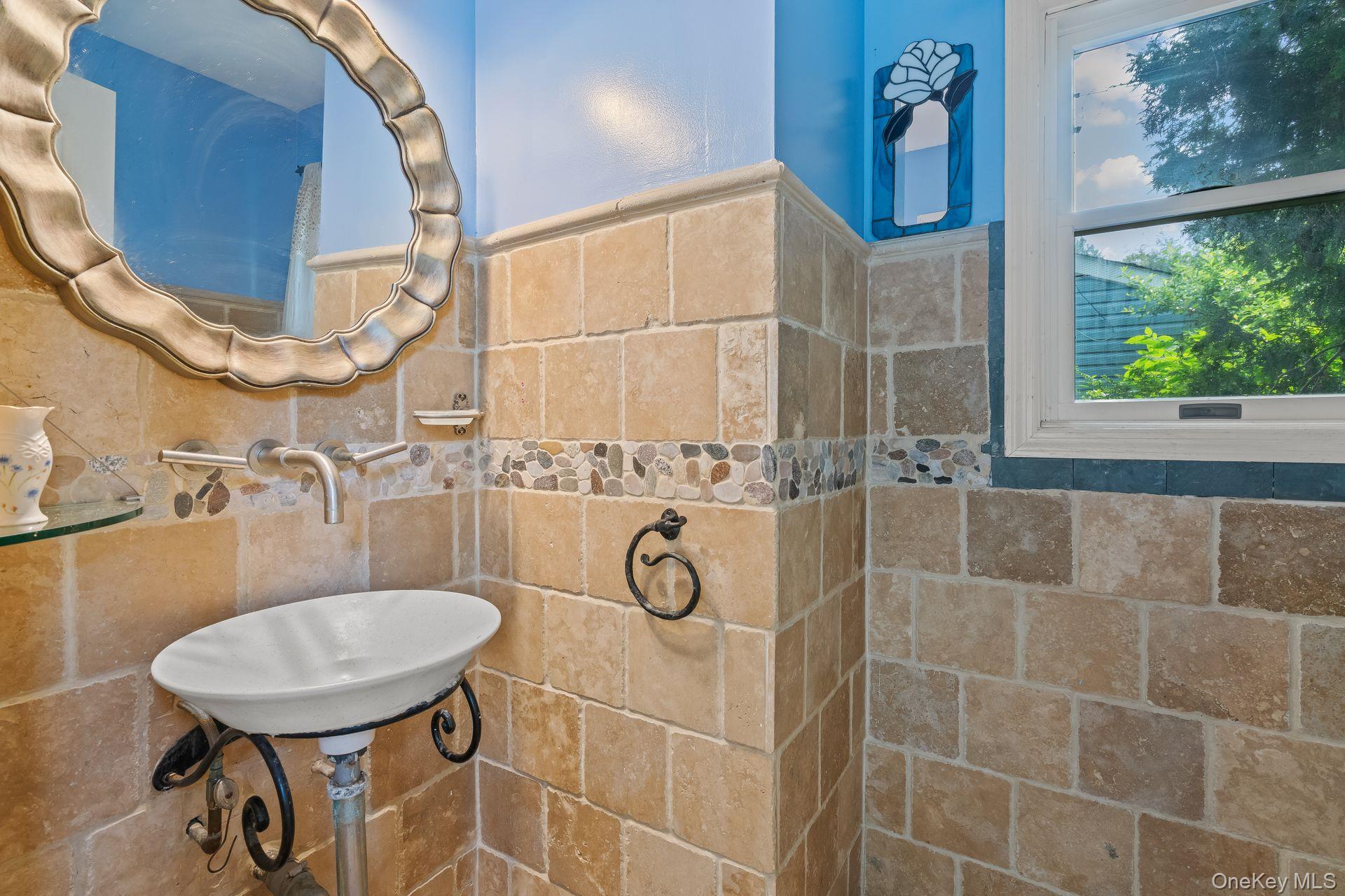 13 Whitney Circle Property Photo 18