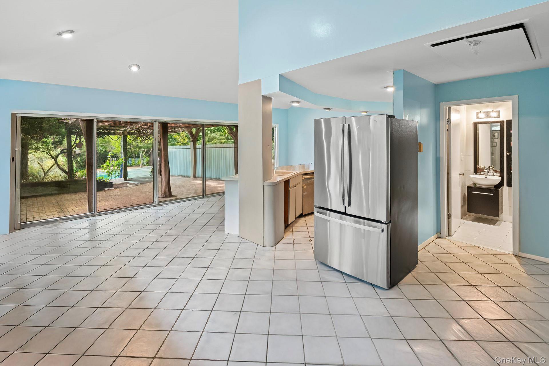 13 Whitney Circle Property Photo 34