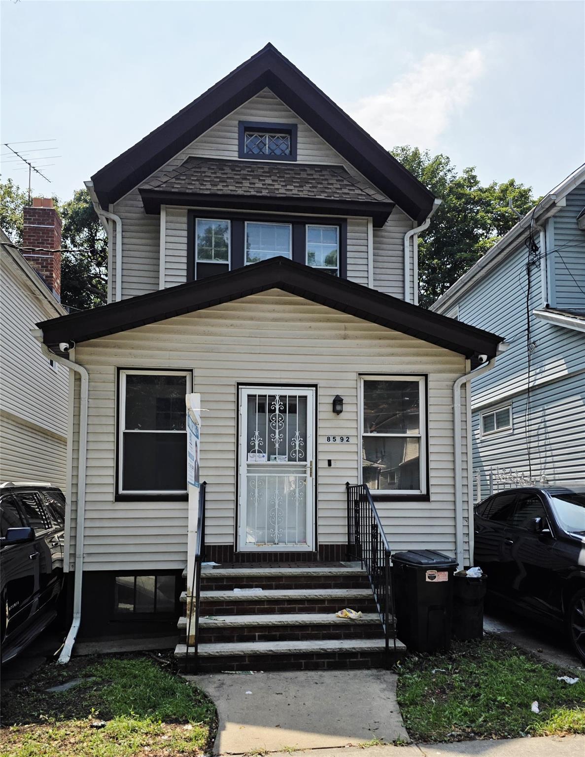 8592 98th Street Property Photo 1