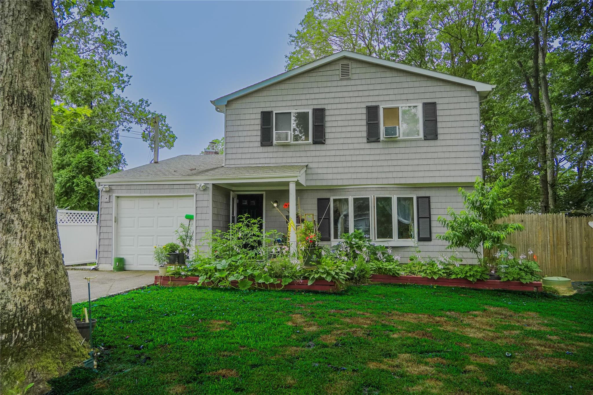 172 Hampton Avenue Property Photo 1