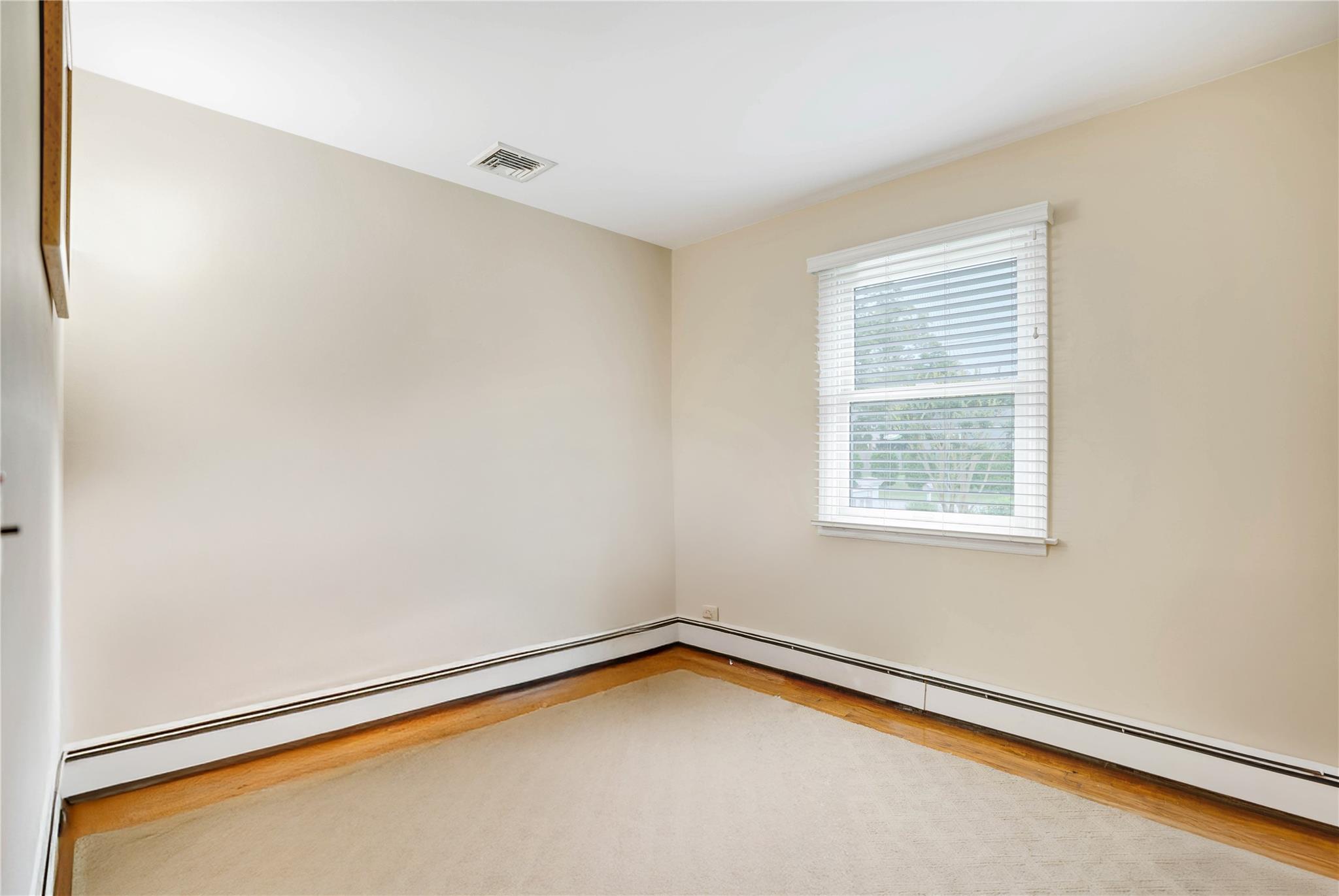 7 Russell Road Property Photo 25