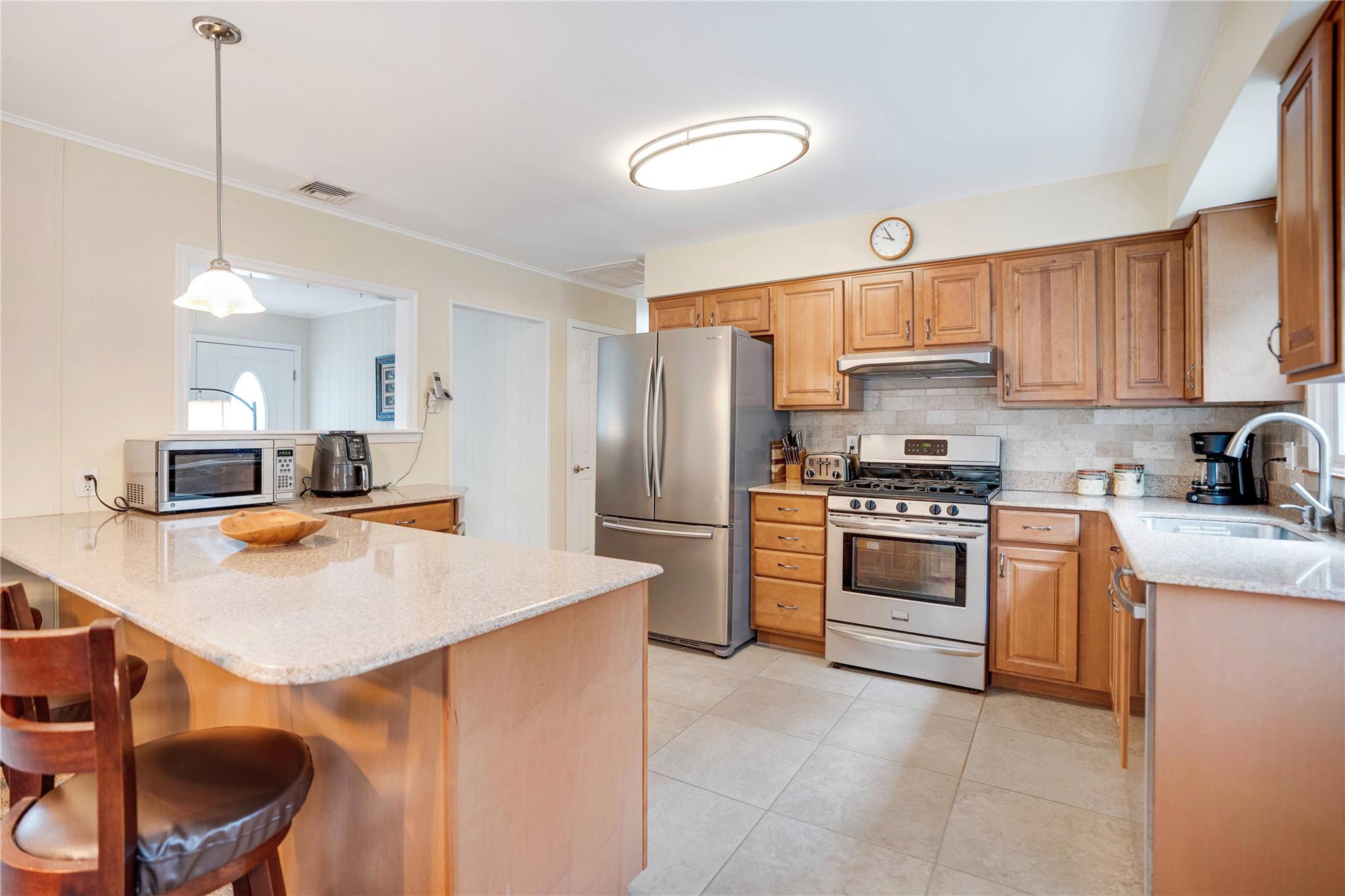 7 Russell Road Property Photo 28