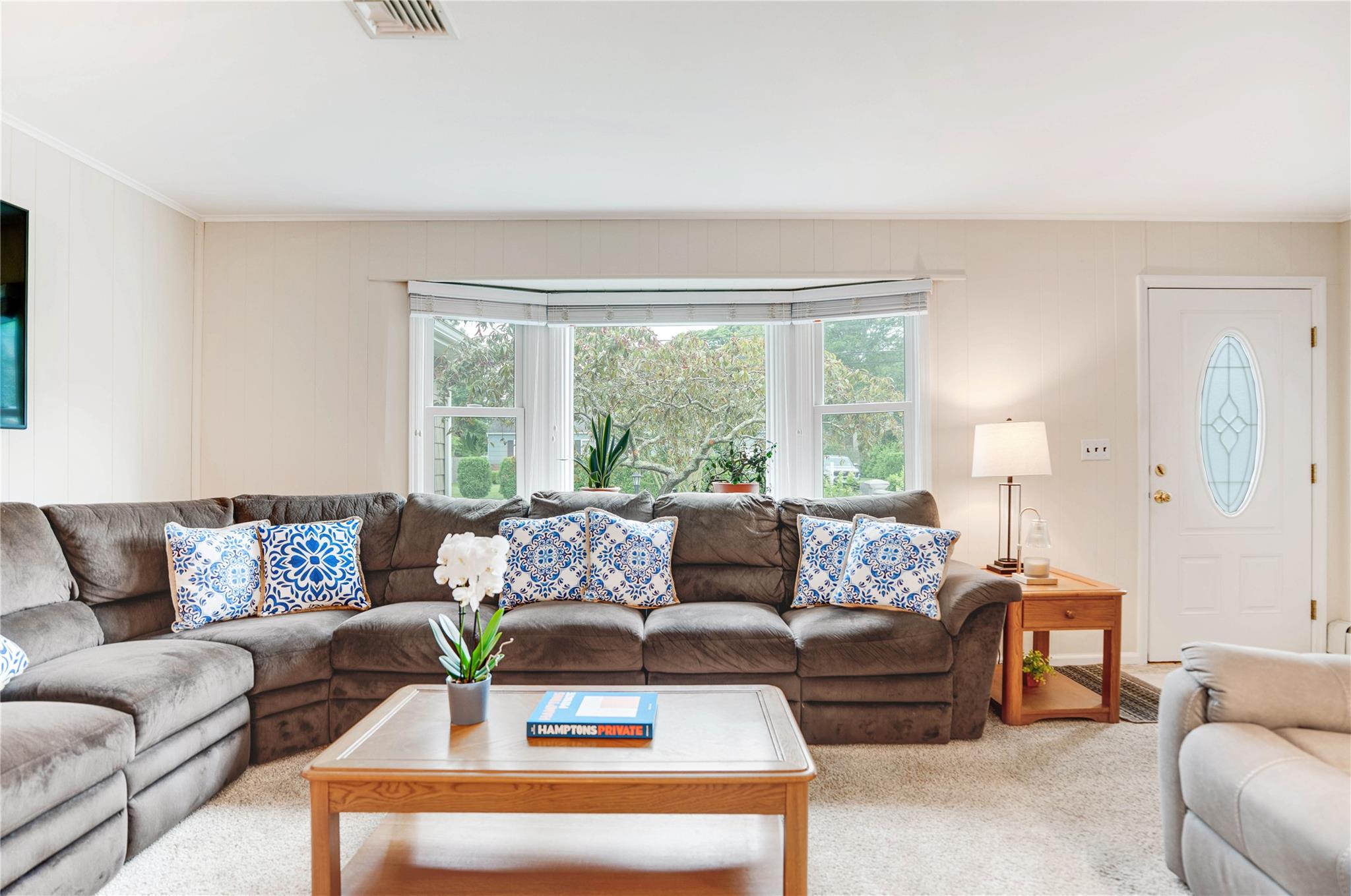7 Russell Road Property Photo 31