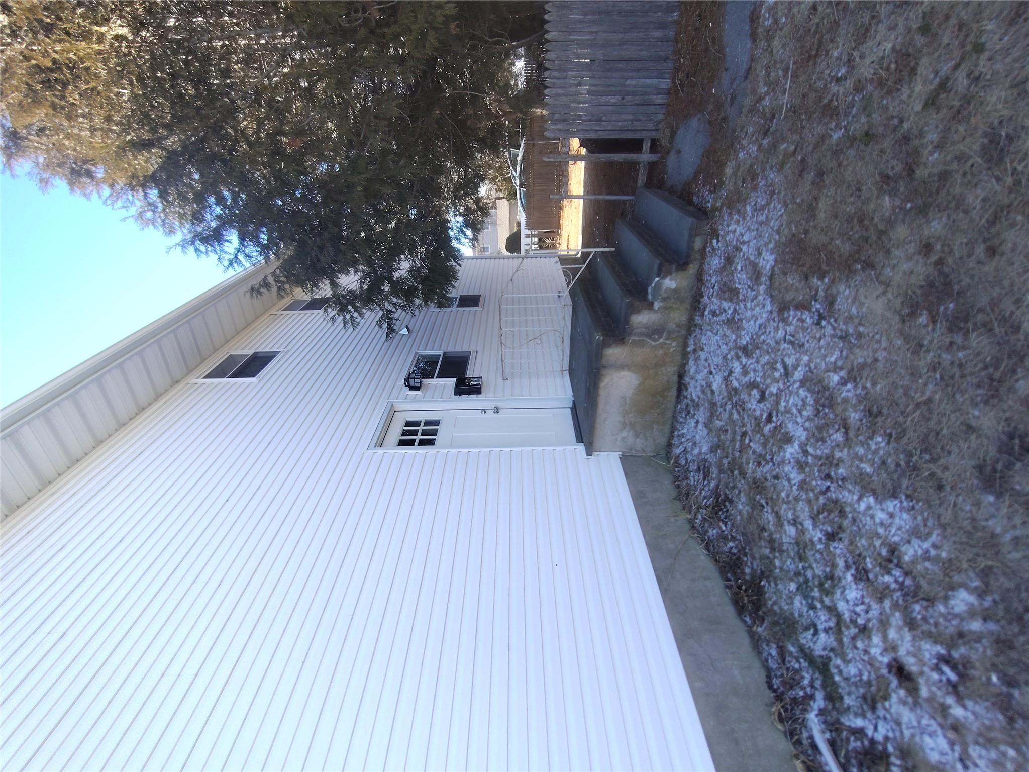 2167a Great Neck Road Property Photo 3