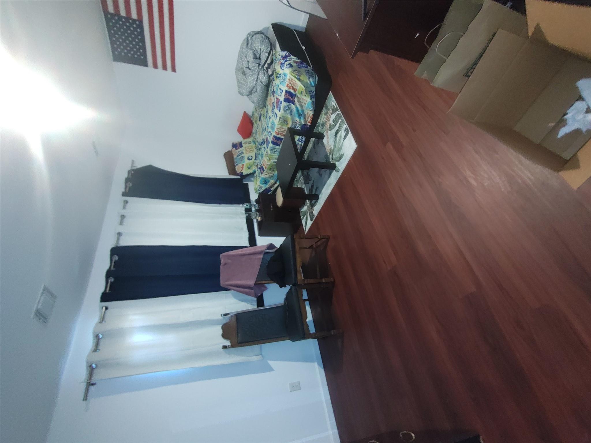 2167a Great Neck Road Property Photo 11