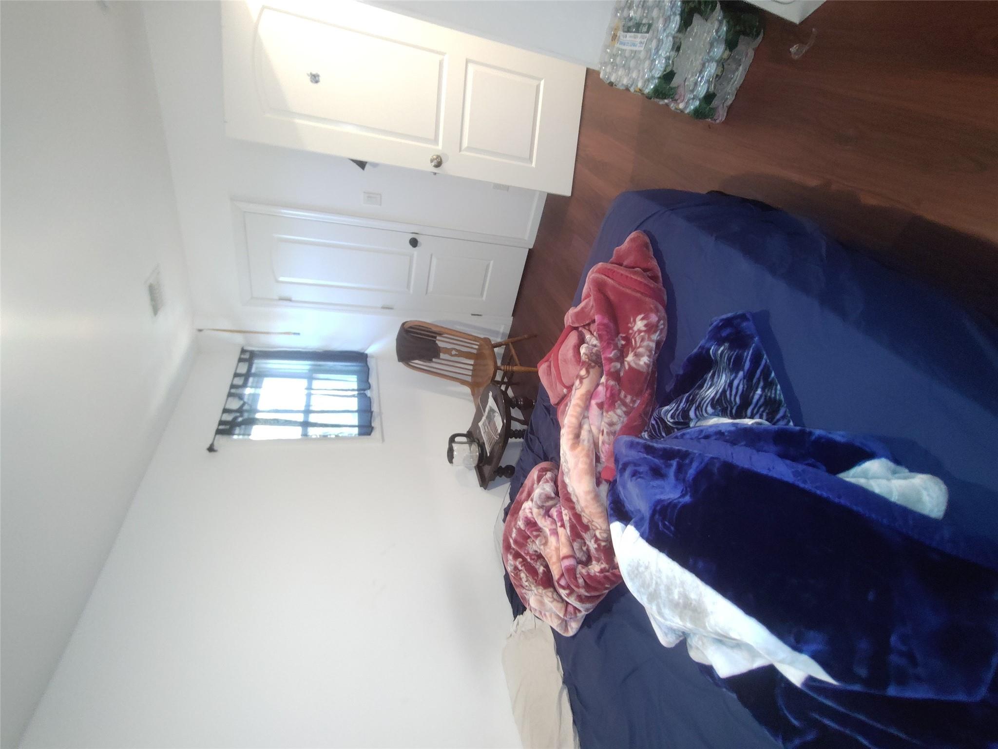 2167a Great Neck Road Property Photo 12