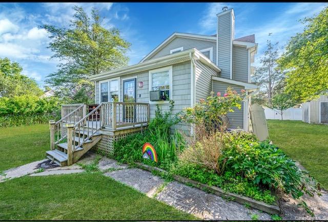 52 Manhasset Drive Property Photo 1