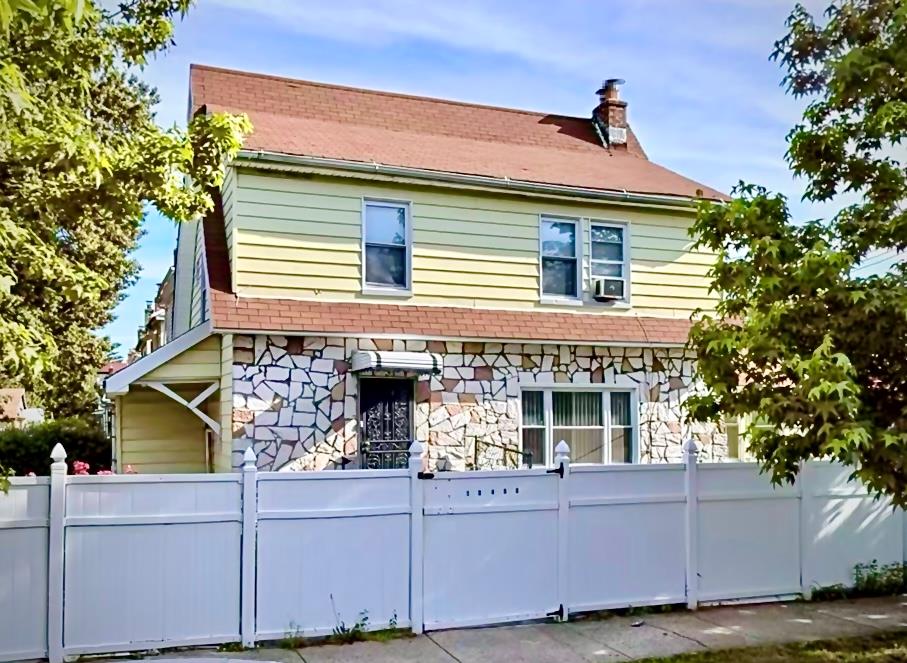104-50 210th Street Property Photo 1