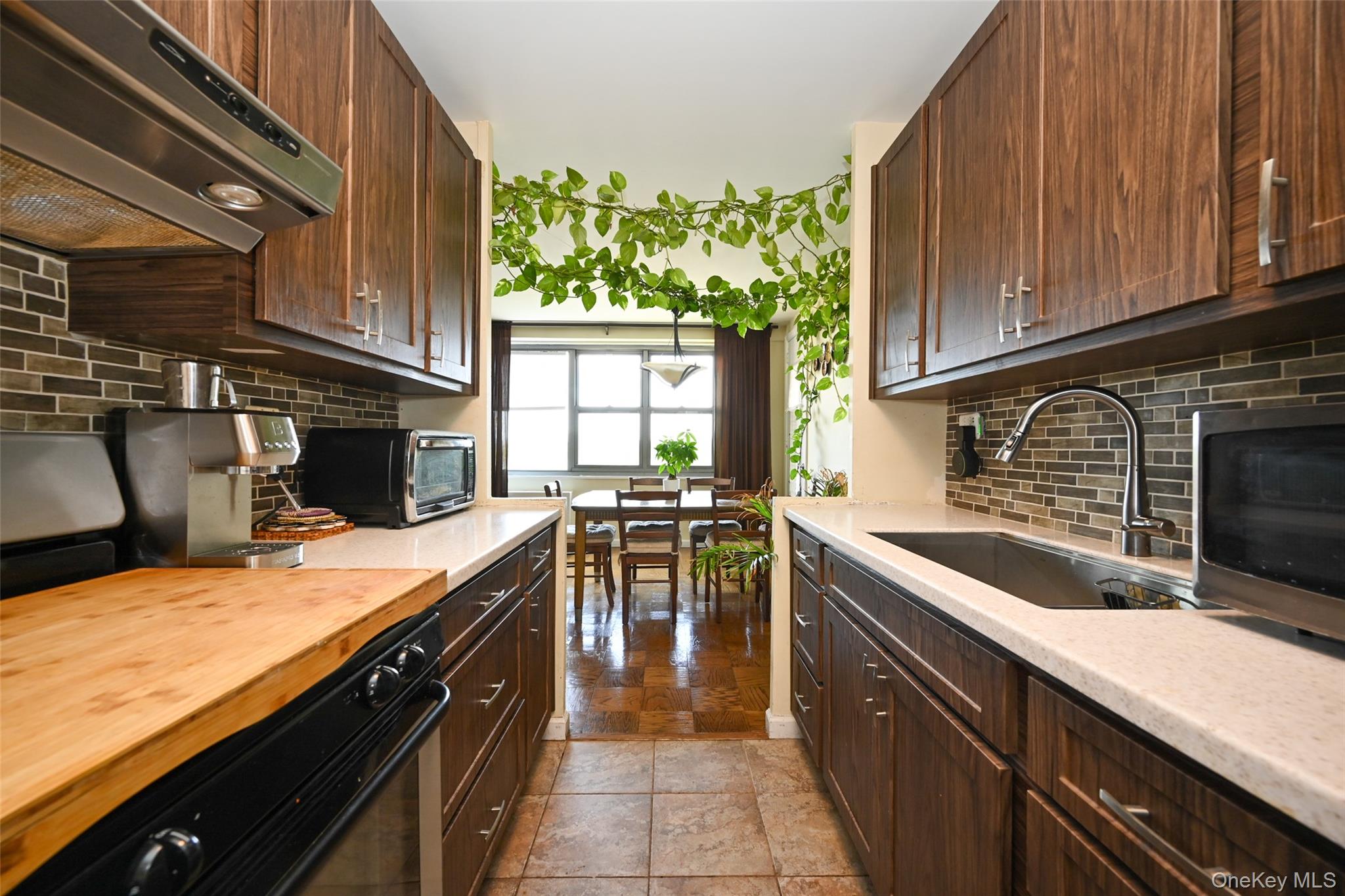 61-20 Grand Central Parkway B 803 Property Photo 11
