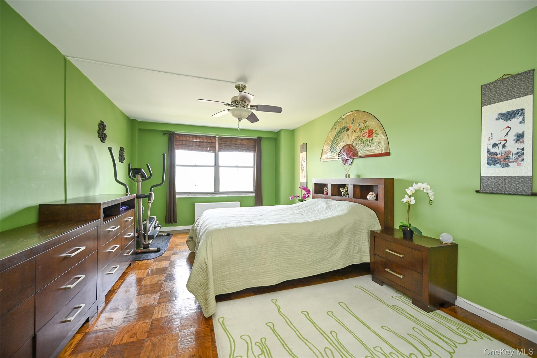 61-20 Grand Central Parkway B 803 Property Photo 25