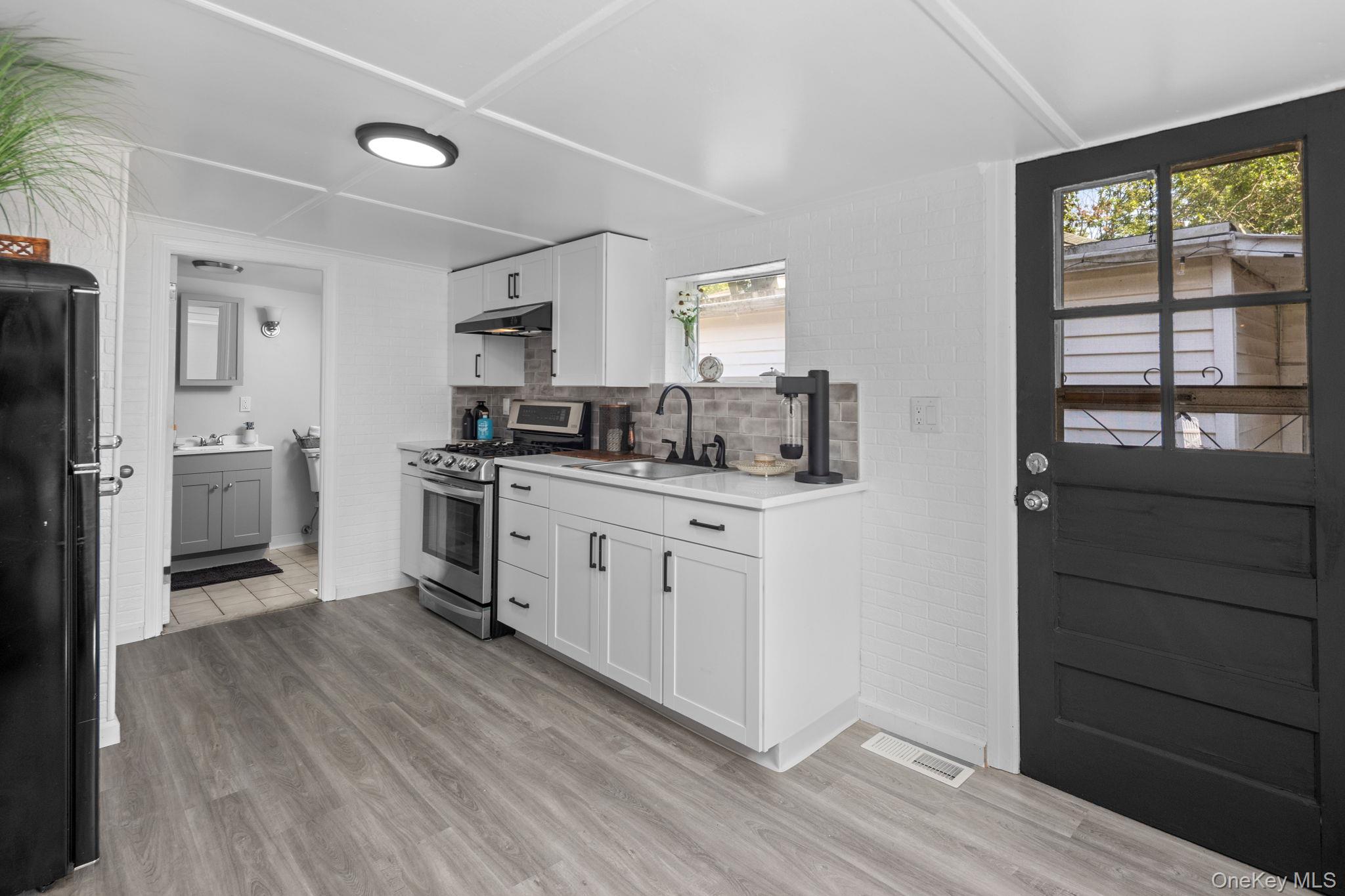 32 Tier Street Property Photo 7