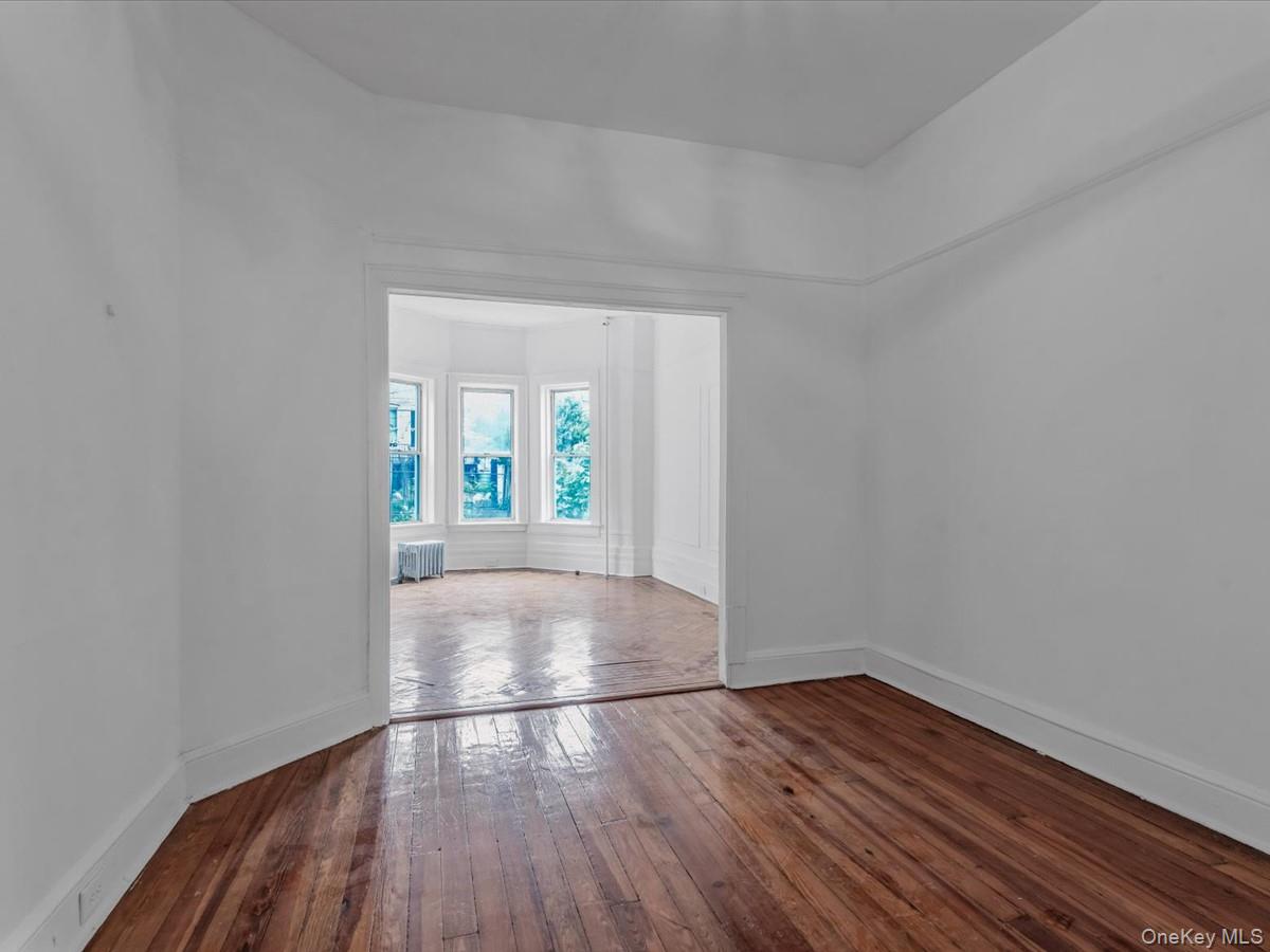 185 Lefferts Avenue Property Photo 8