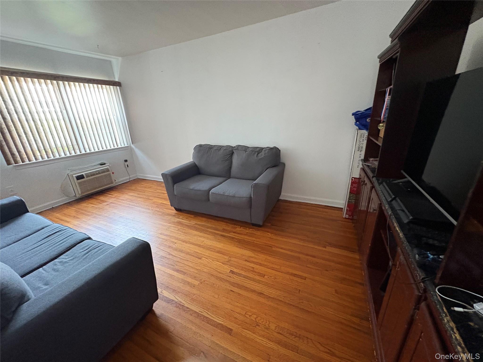 3485 Mickle Avenue Property Photo 5