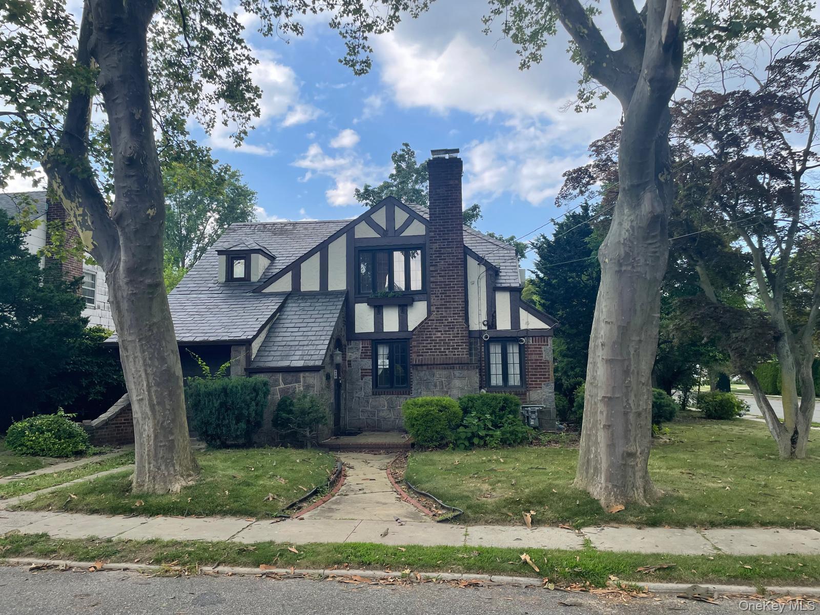 146 Malverne Avenue Property Photo 1