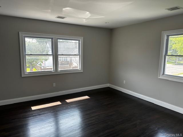558 Oxford Road Property Photo 5