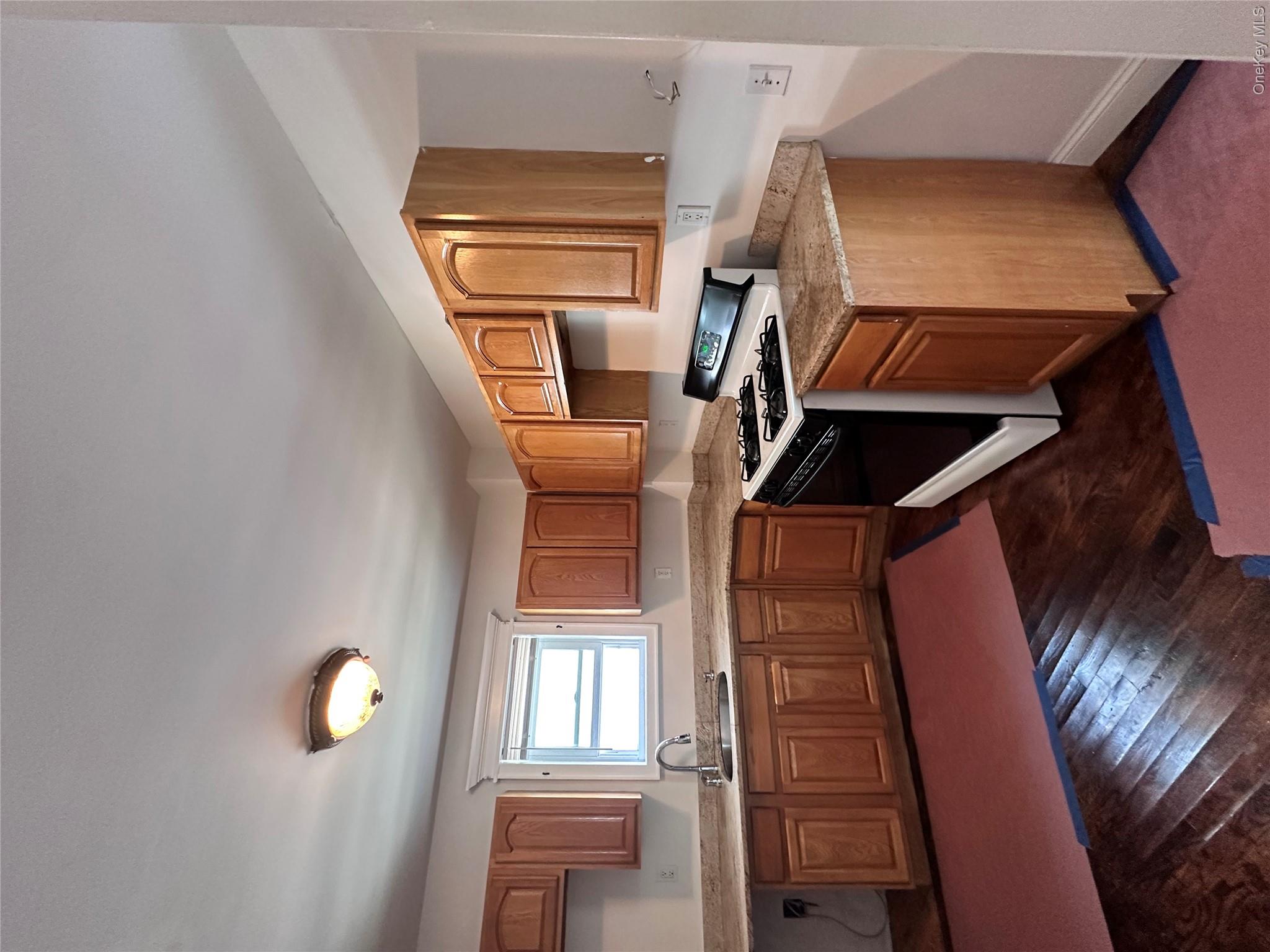 31 Roger Street Property Photo 16