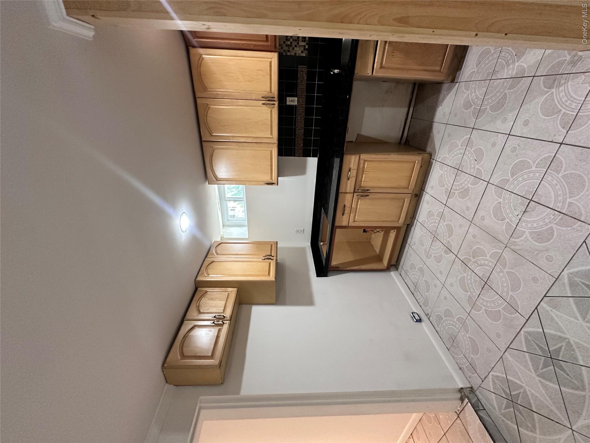 31 Roger Street Property Photo 28