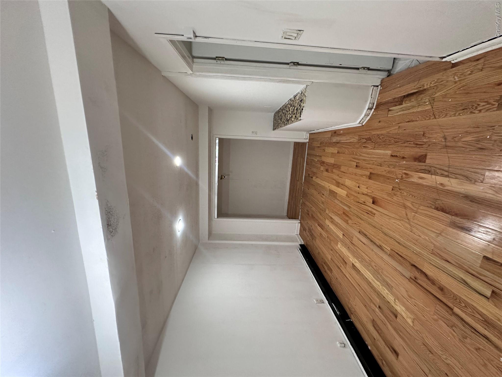31 Roger Street Property Photo 32