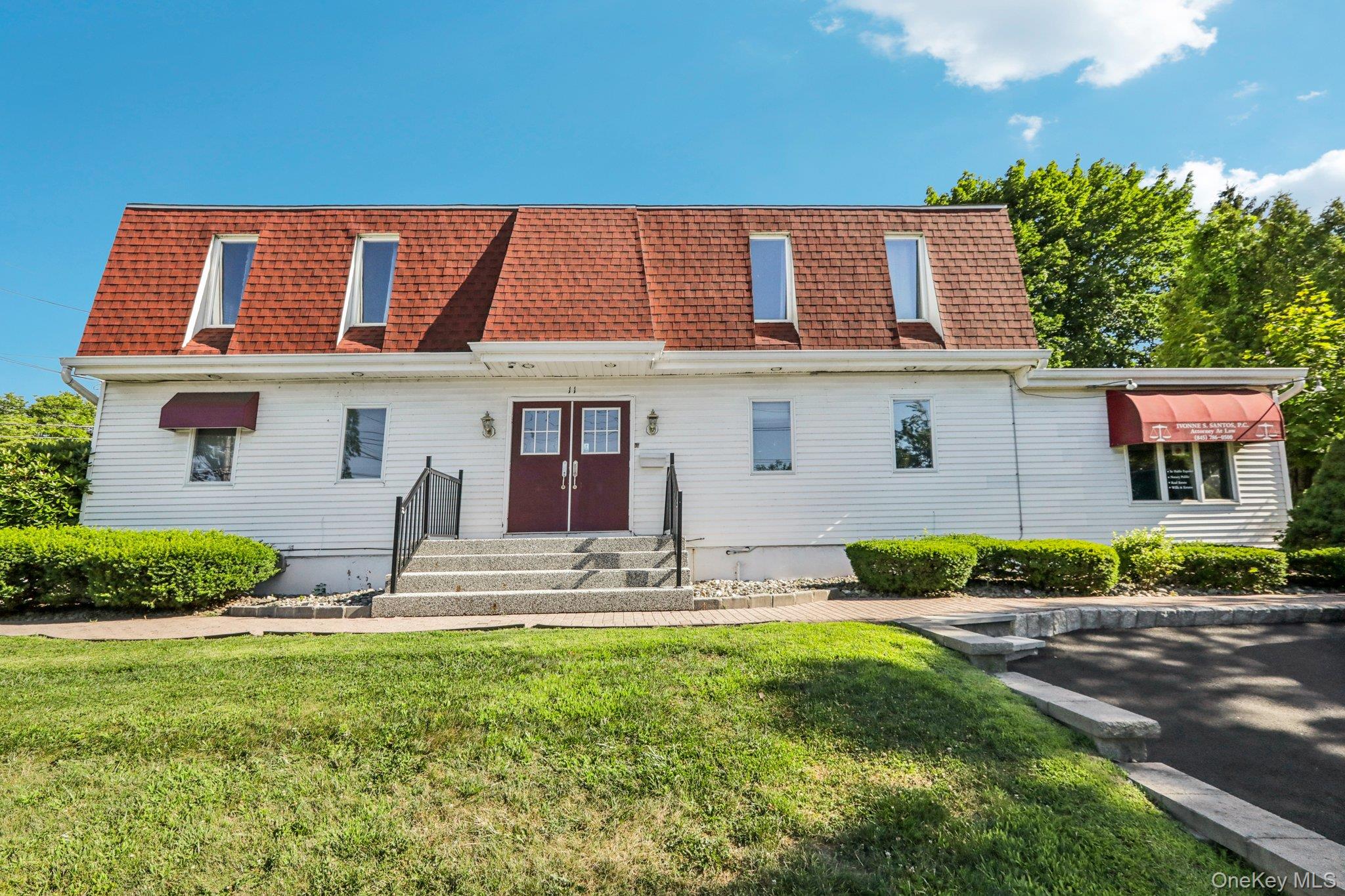 11 Ramapo Road Property Photo 1