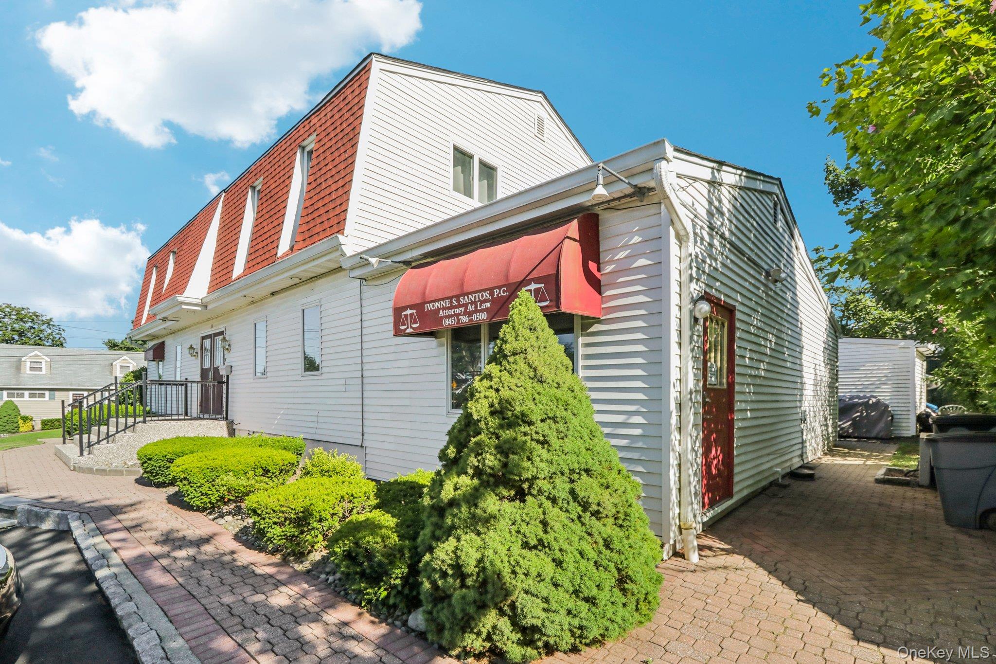 11 Ramapo Road Property Photo 2