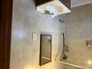 61-38 Grand Avenue Property Photo 6