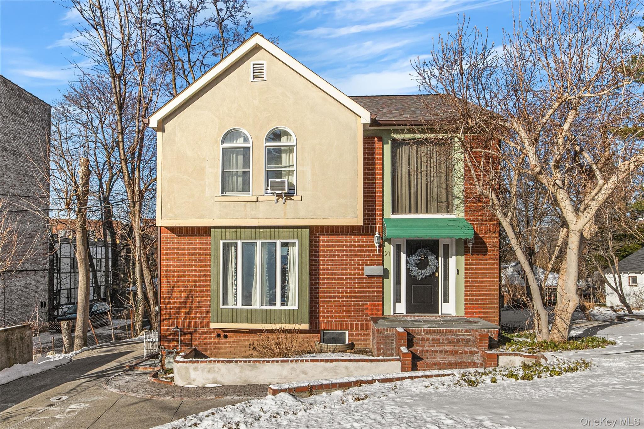 21 Pershing Avenue Property Photo 1