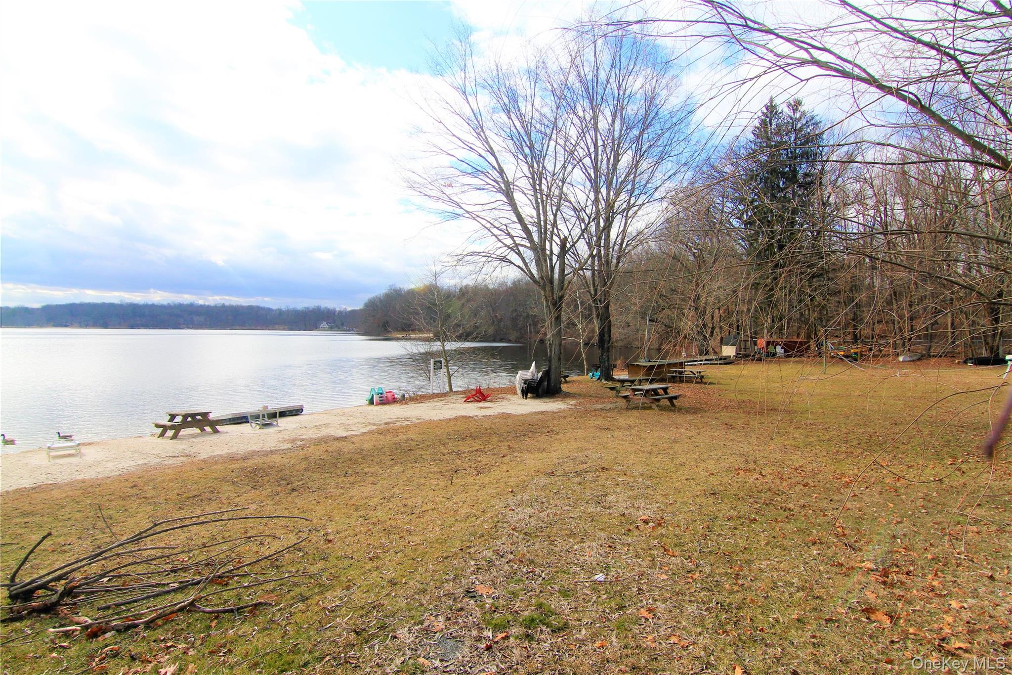 266 Sylvan Lake Road A-13 Property Photo 13