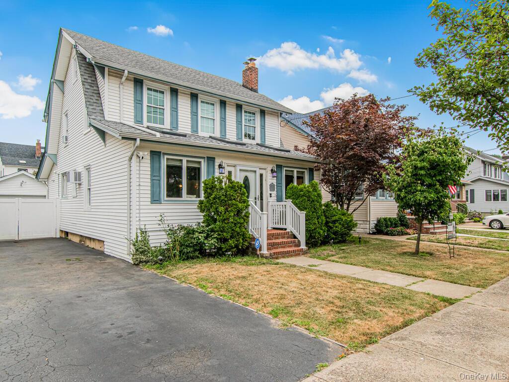 33 Huntington Avenue Property Photo 1