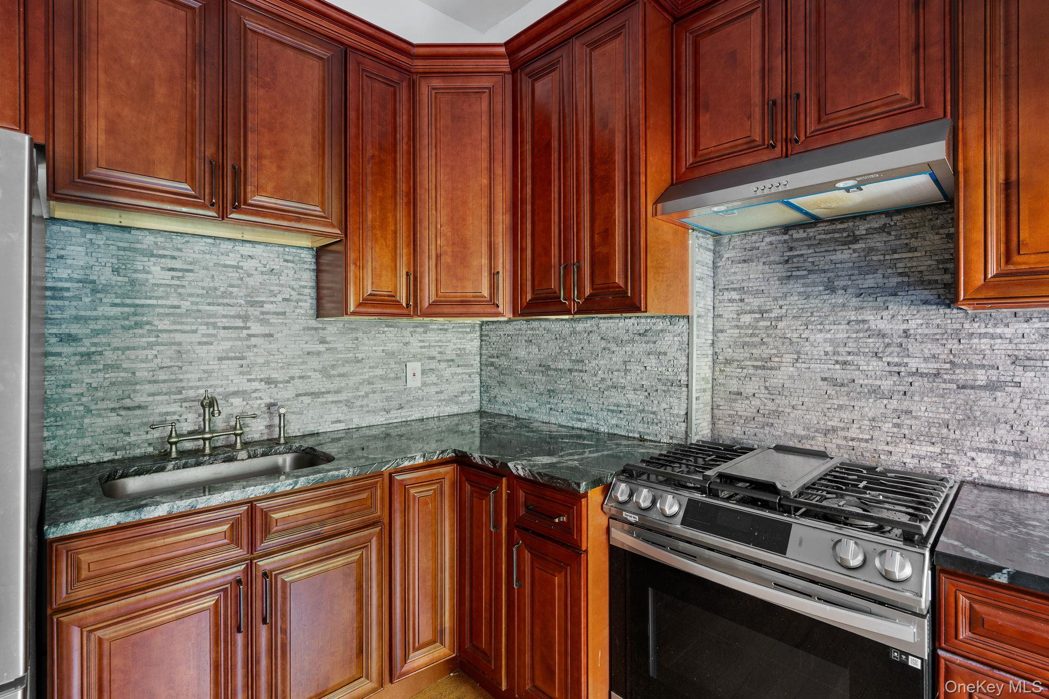 77 Academy Street Property Photo 8
