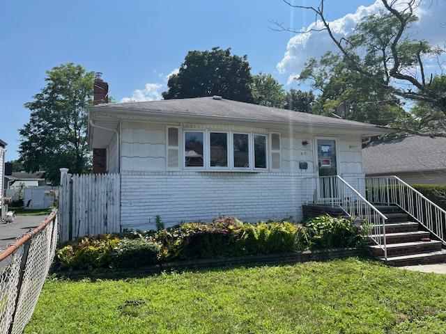 87 W Clinton Avenue Property Photo 5