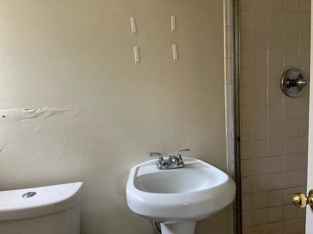 87 W Clinton Avenue Property Photo 10