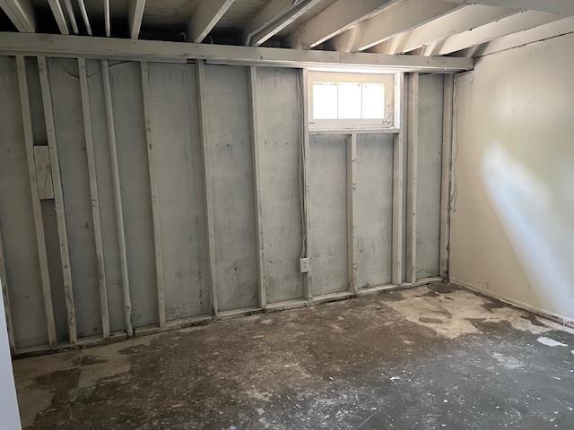 87 W Clinton Avenue Property Photo 12