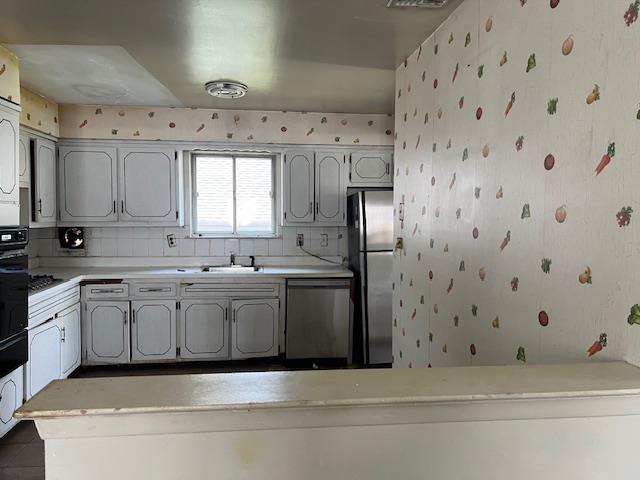 87 W Clinton Avenue Property Photo 18