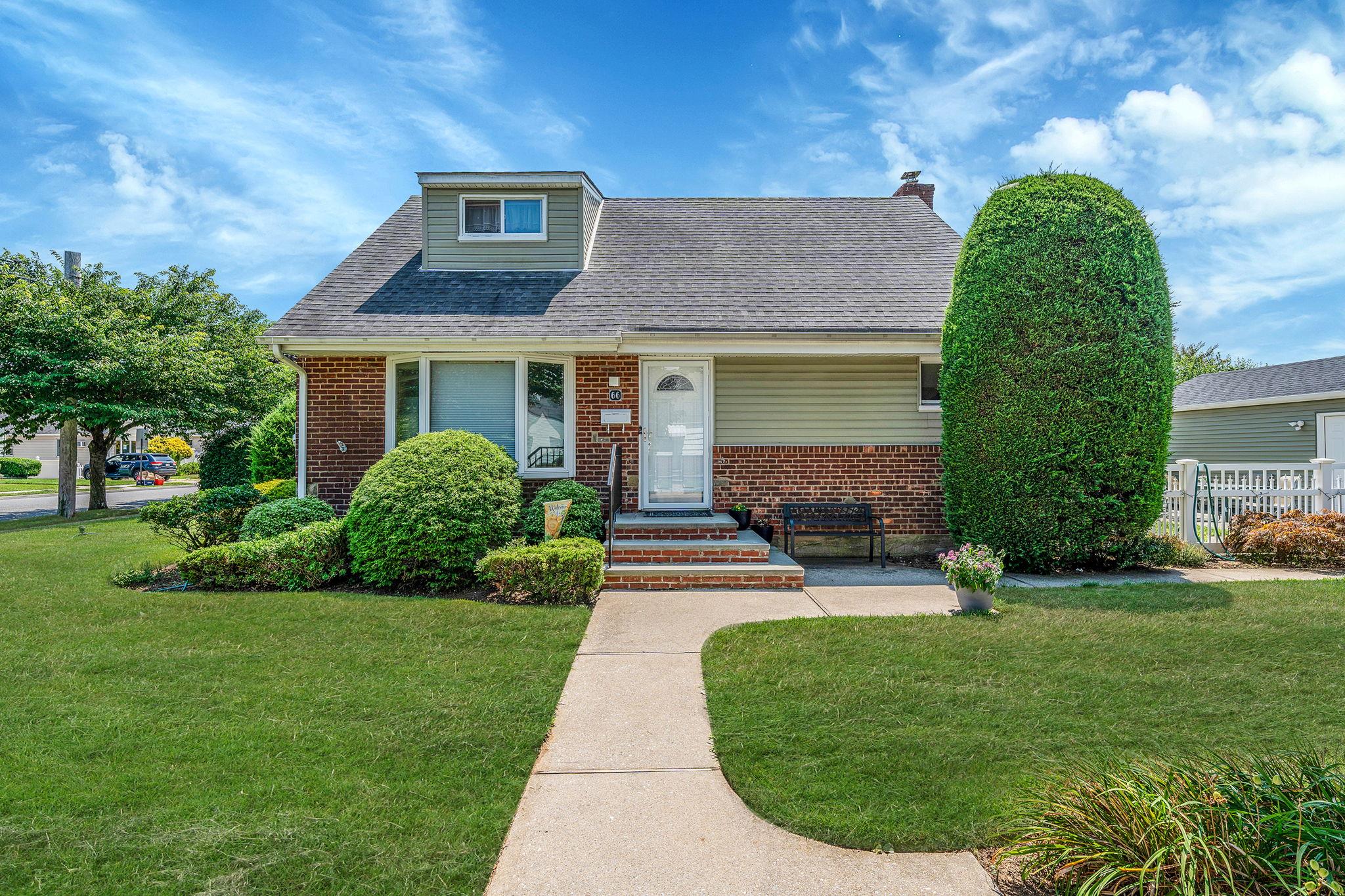 66 Webster Street Property Photo 1