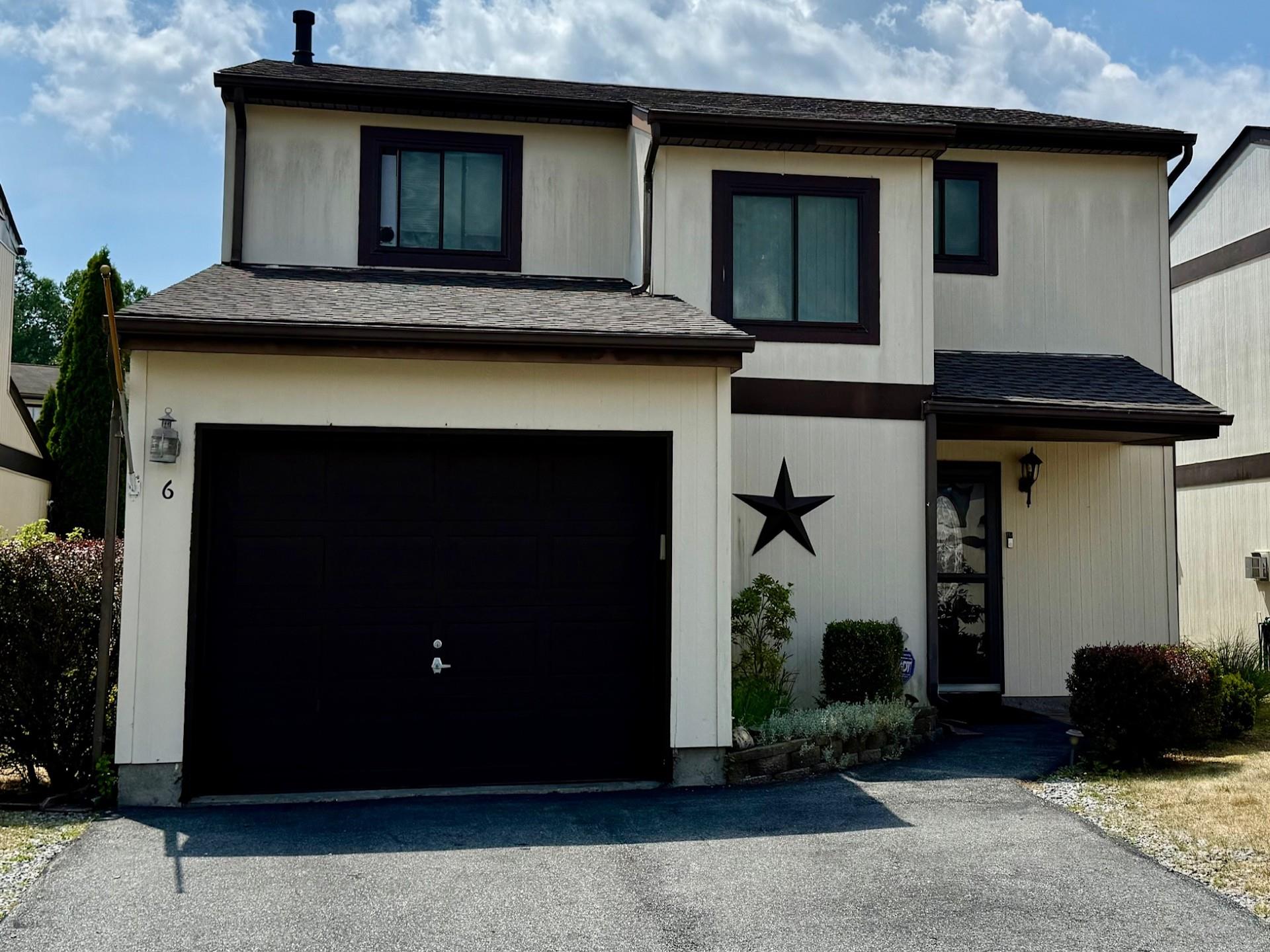 6 Perrins Mews Property Photo 1