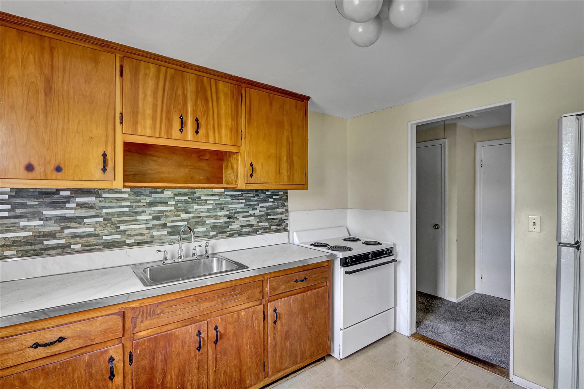 181 Maple Avenue Property Photo 21