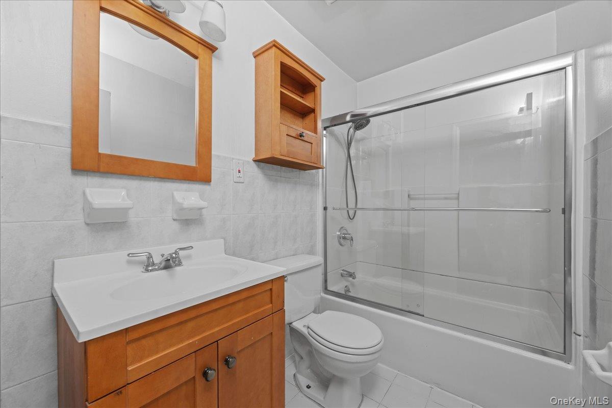 10 Pennyfield Avenue 8b Property Photo 12
