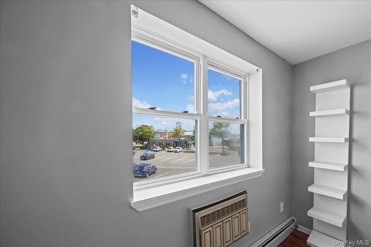 10 Pennyfield Avenue 8b Property Photo 30